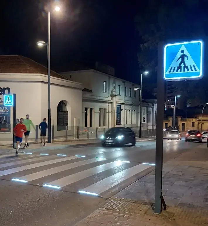 PASOS DE PEATONES LUMINOSOS