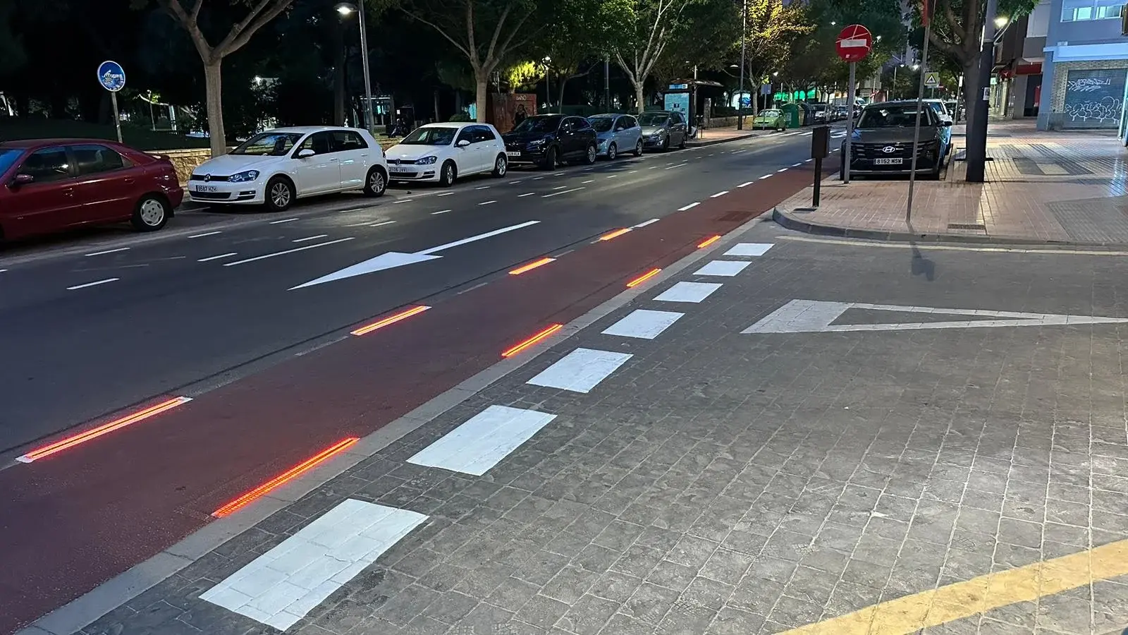 Carril bici luminoso Cartagena carril bici luminoso cartagena